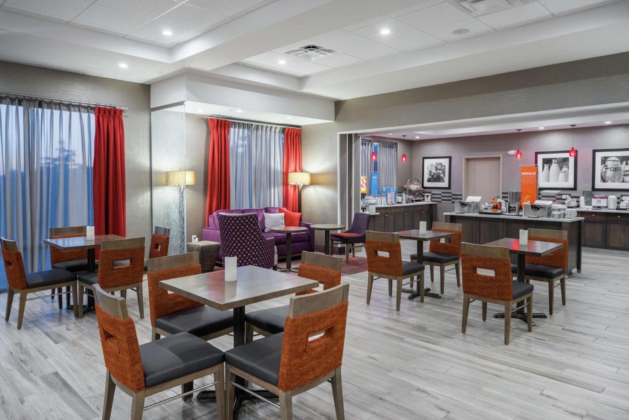 Hampton Inn By Hilton Oxford, Me Bagian luar foto